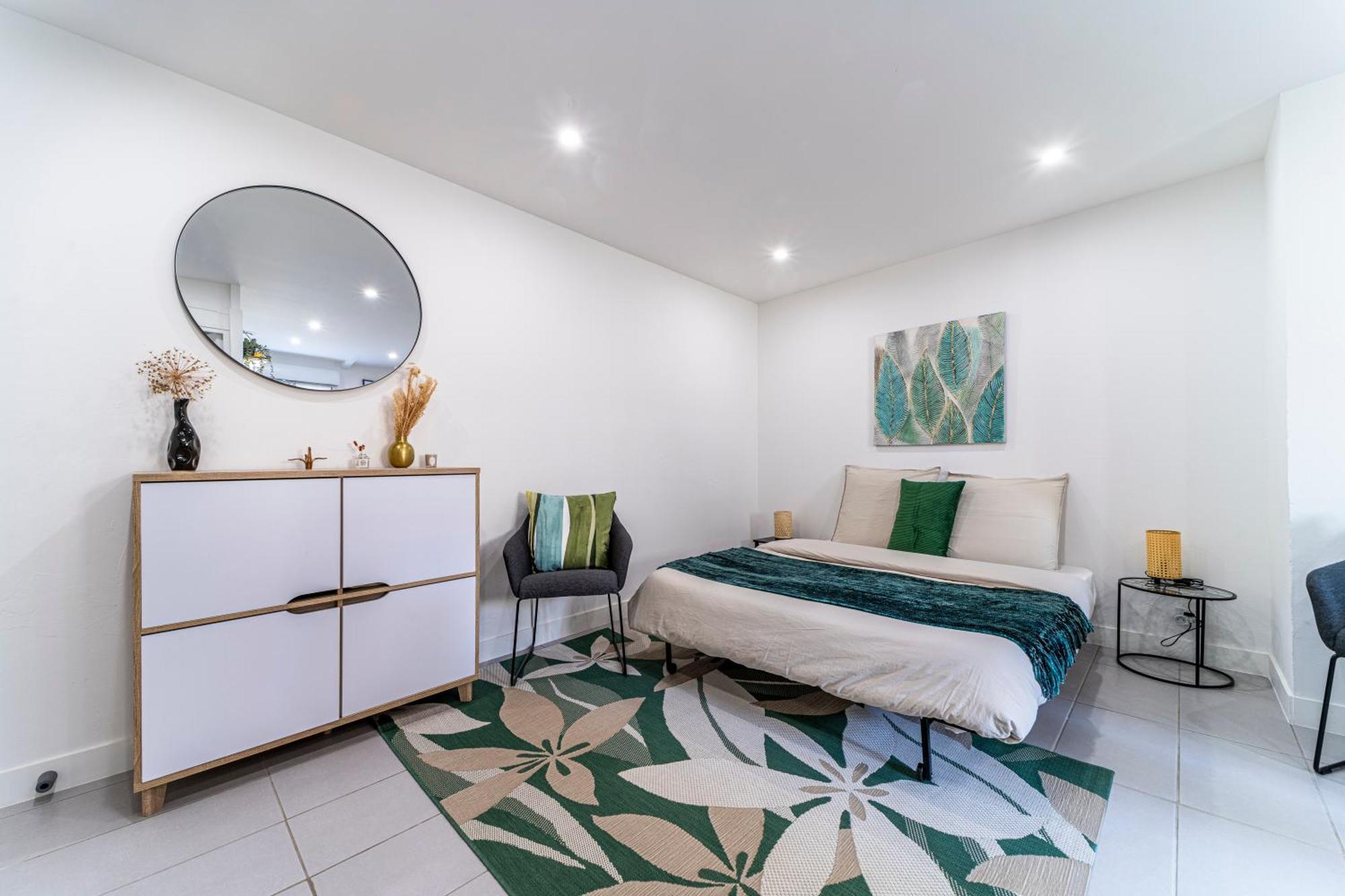 Апартаменти Le Cosy - Free Parking - Proche Gares Lille - Netflix - Wifi Mons-en-Baroeul Екстер'єр фото