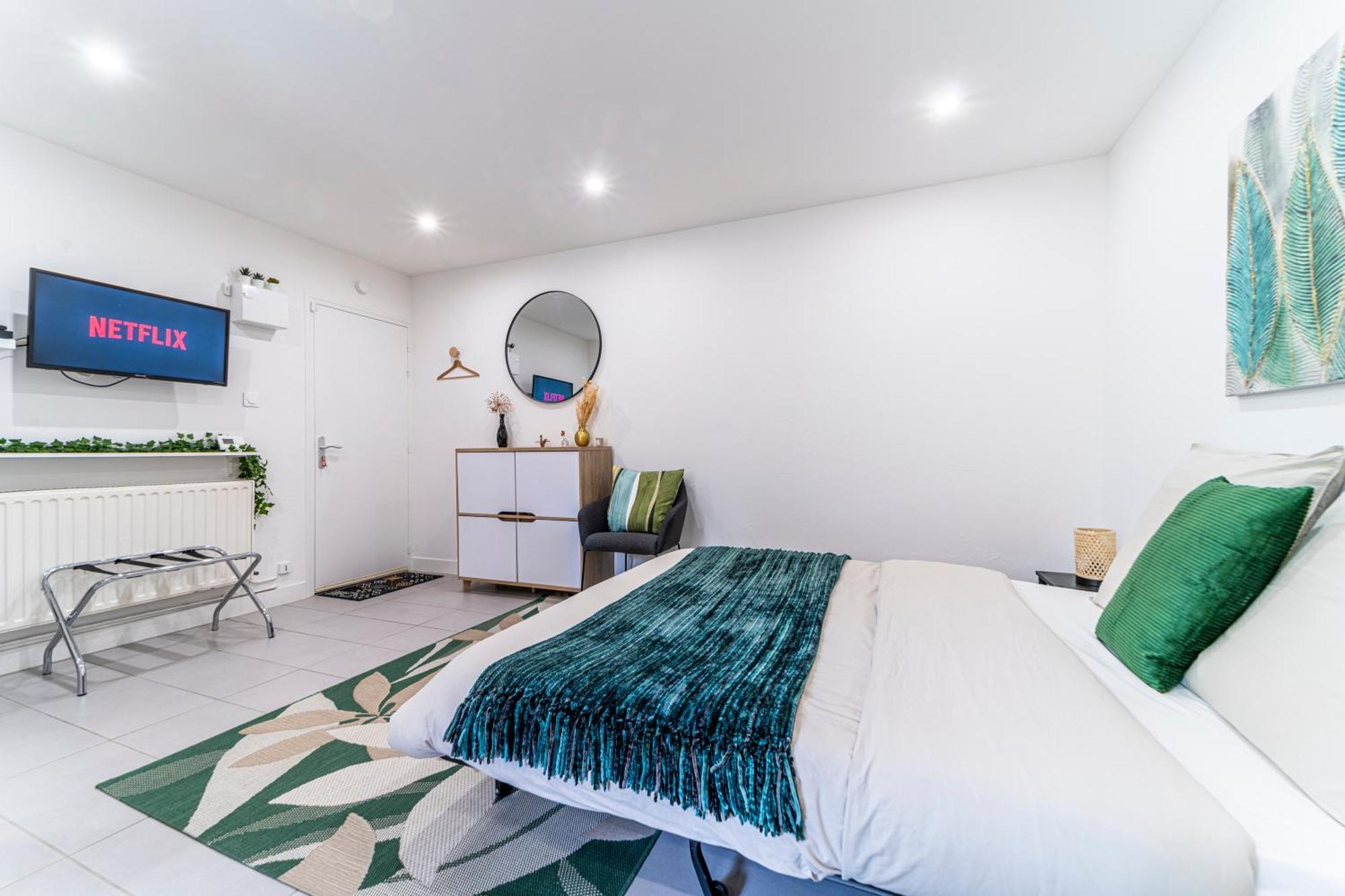Апартаменти Le Cosy - Free Parking - Proche Gares Lille - Netflix - Wifi Mons-en-Baroeul Екстер'єр фото