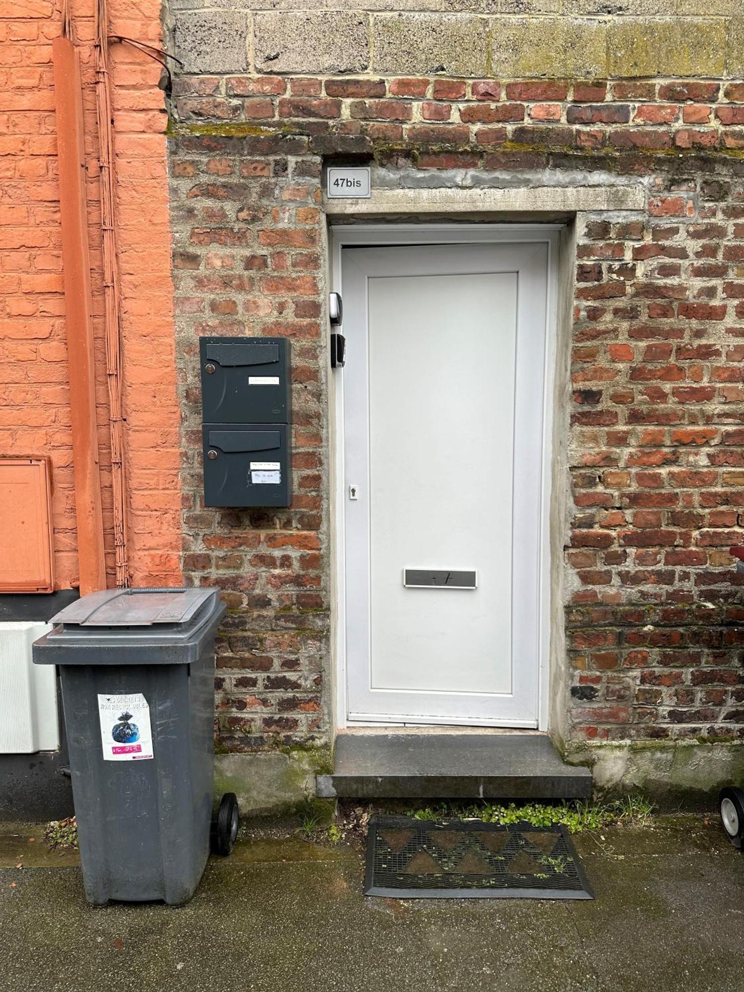 Апартаменти Le Cosy - Free Parking - Proche Gares Lille - Netflix - Wifi Mons-en-Baroeul Екстер'єр фото